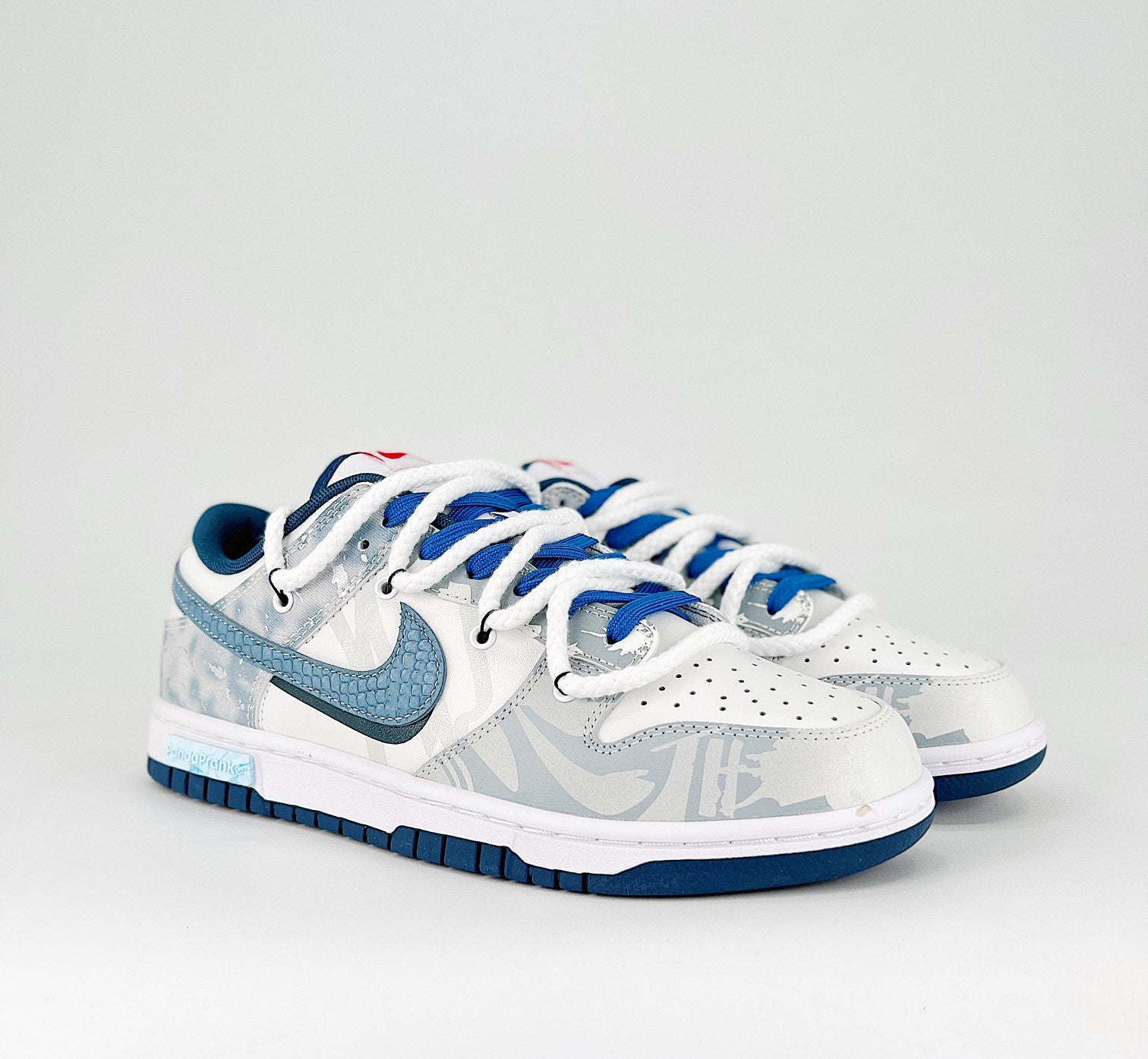 NIKE DUNK SB LOW BLEU